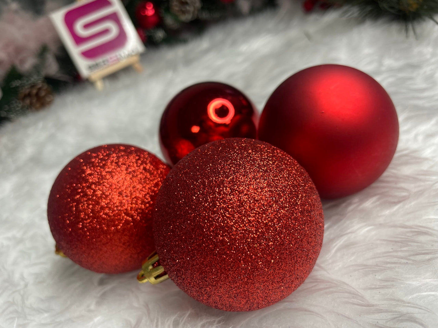 Set globuri de Craciun, 30 bucati, 3 modele, 6cm, rosu