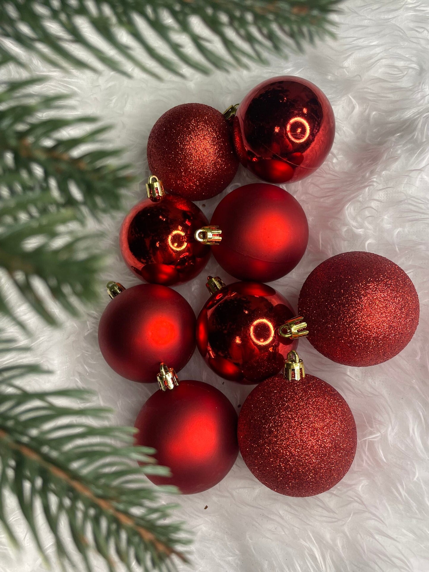Set globuri de Craciun, 30 bucati, 3 modele, 6cm, rosu