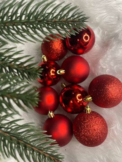 Set globuri de Craciun, 30 bucati, 3 modele, 6cm, rosu