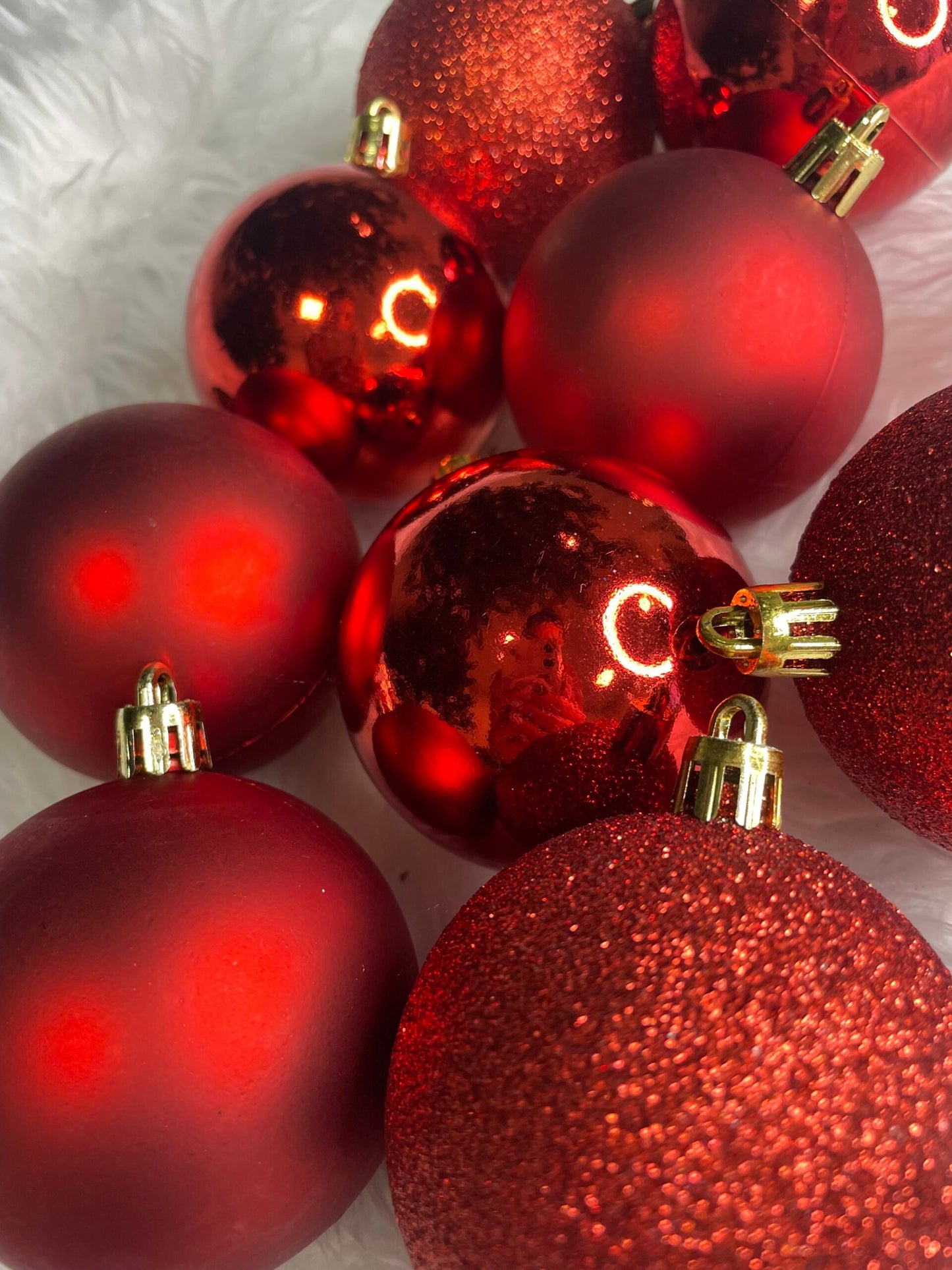 Set globuri de Craciun, 30 bucati, 3 modele, 6cm, rosu