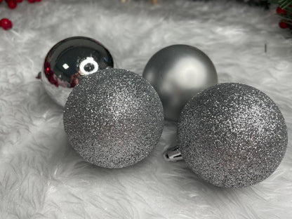 Set globuri de Craciun, 30 bucati, 3 modele, 6cm, argintiu