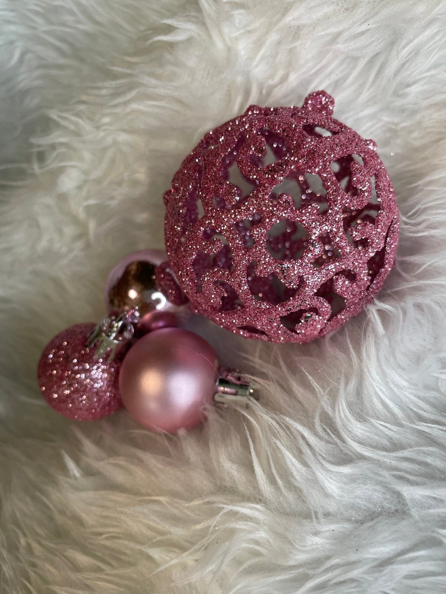 Set globuri de Craciun, 100 bucati, 3-6cm, roz