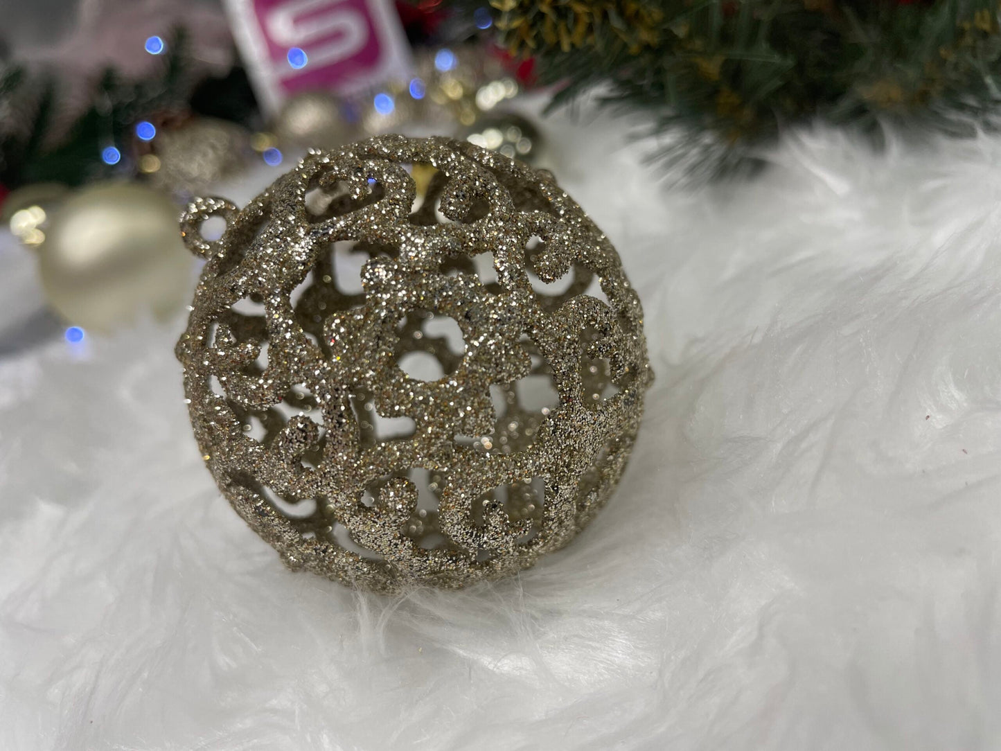 Set globuri de Craciun, 100 bucati, 3-6cm, auriu