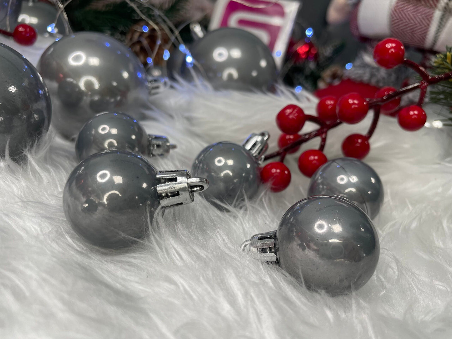 Set globuri de Craciun, 37 bucati, 3-8cm, argintiu