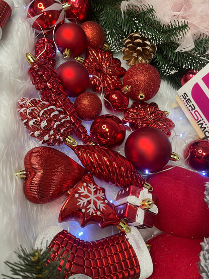Set globuri si decoratiuni de Craciun, 72 piese, diverse dimensiuni, rosu