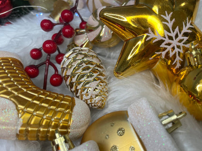 Set globuri si decoratiuni de Craciun, 77 piese, diverse dimensiuni, auriu