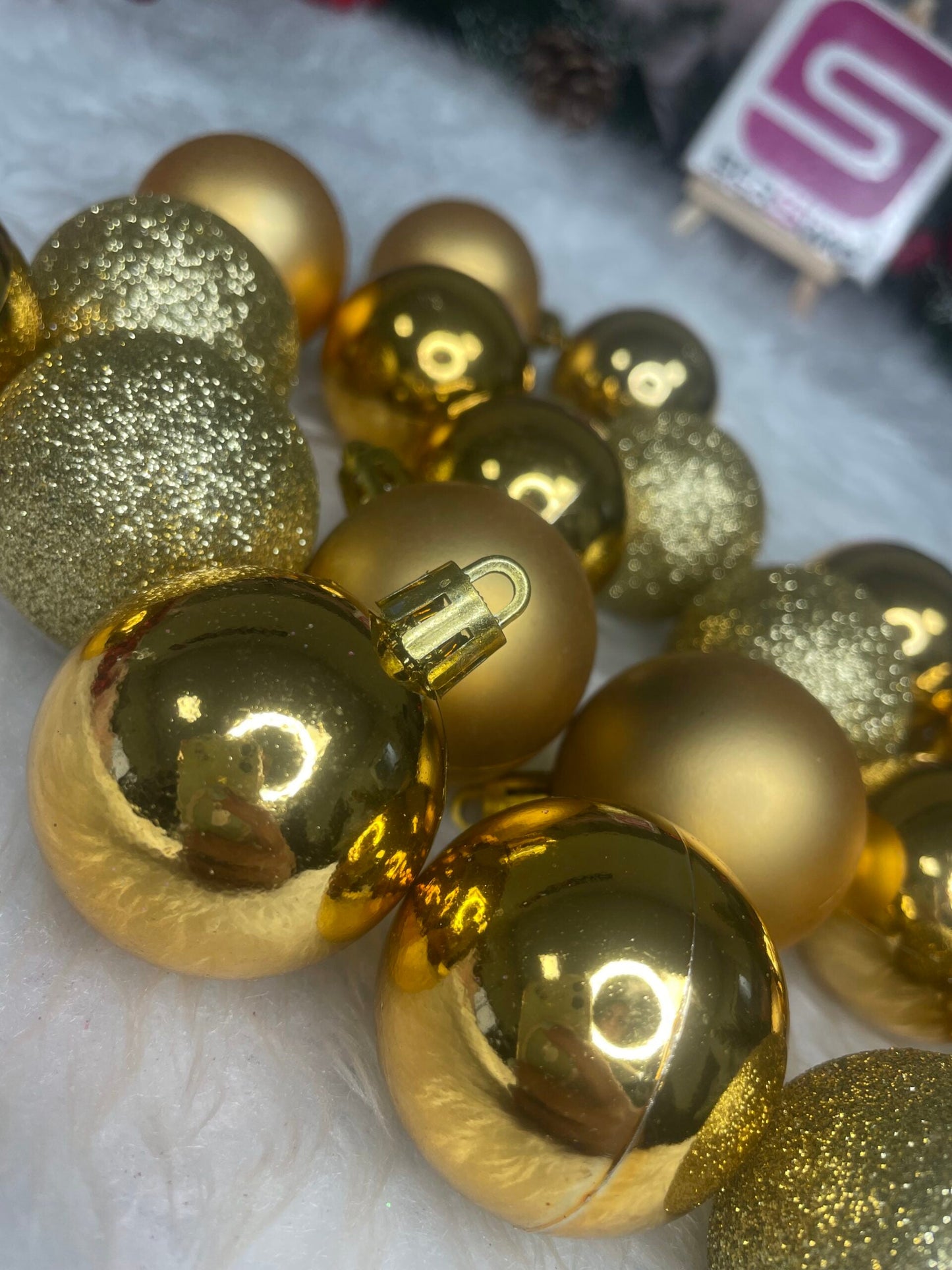Set globuri de Craciun, 20 bucati, 3 modele, 4cm, auriu