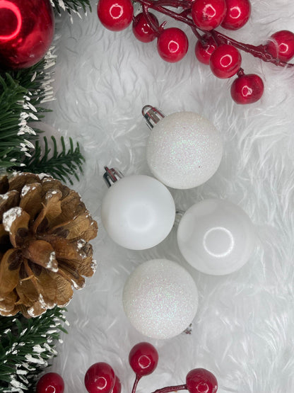 Set globuri de Craciun, 20 bucati, 3 modele, 4cm, alb