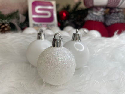 Set globuri de Craciun, 20 bucati, 3 modele, 4cm, alb