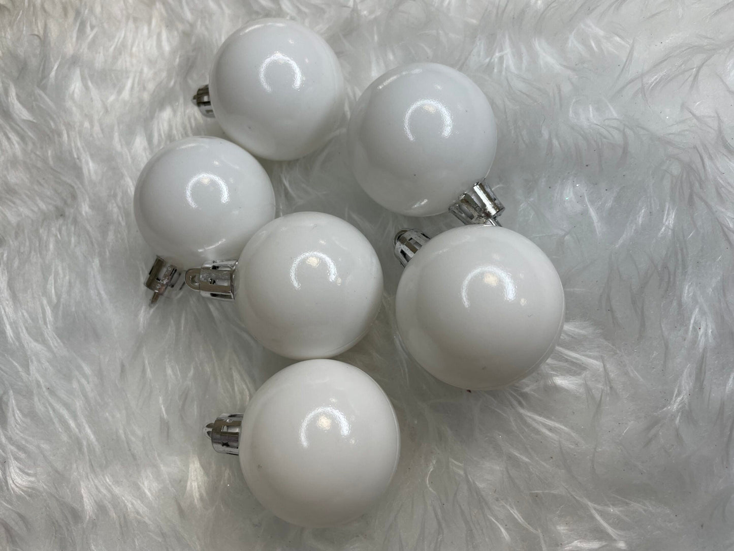 Set globuri de Craciun, 20 bucati, 3 modele, 4cm, alb