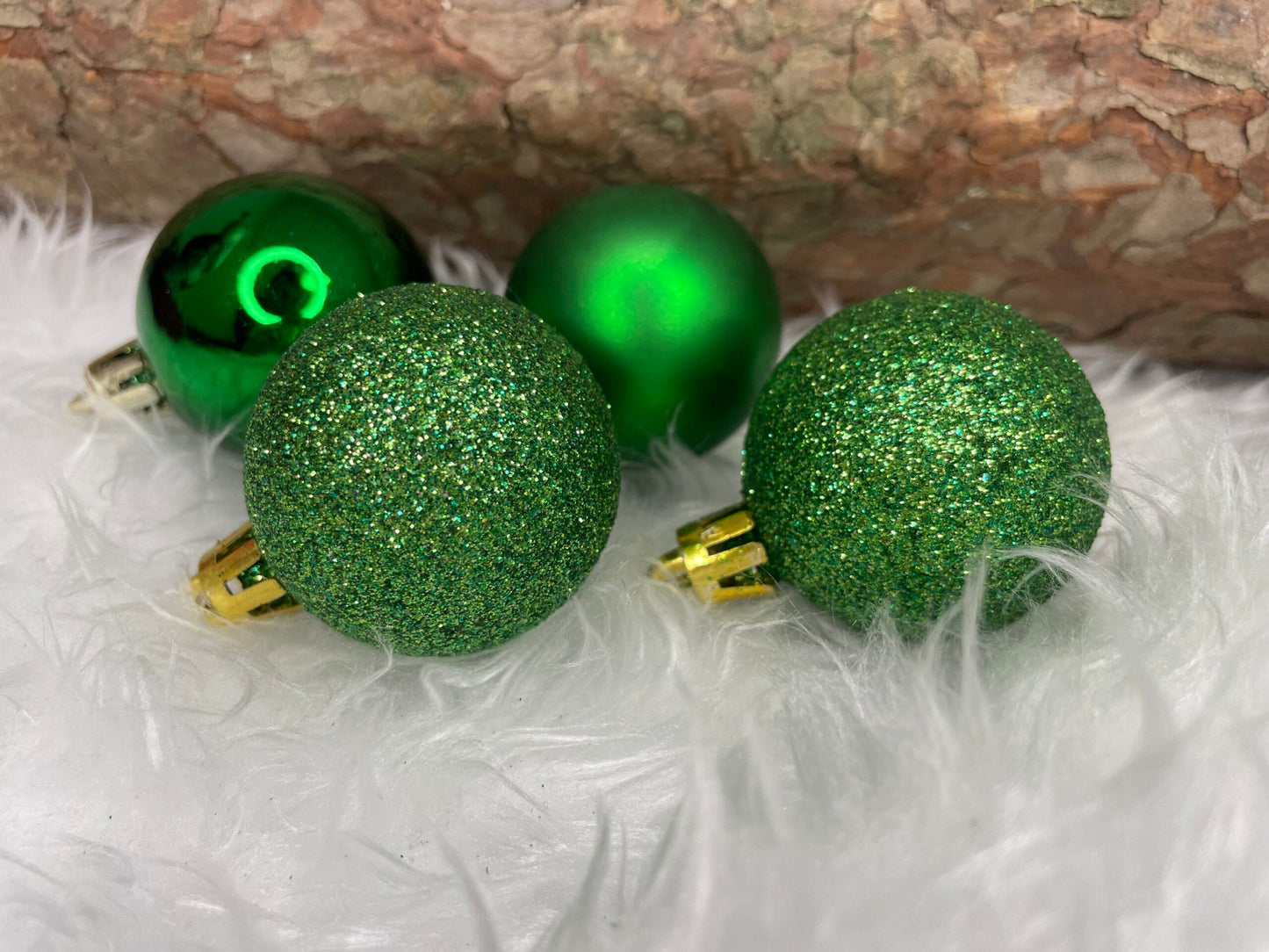 Set globuri de Craciun, 20 bucati, 3 modele, 4cm, verde