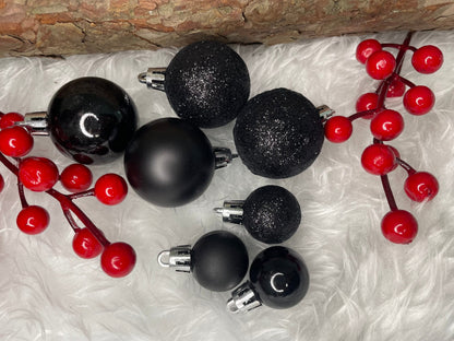 Set globuri de Craciun, 25 bucati, 3 modele, 2,5cm si 4cm, negru