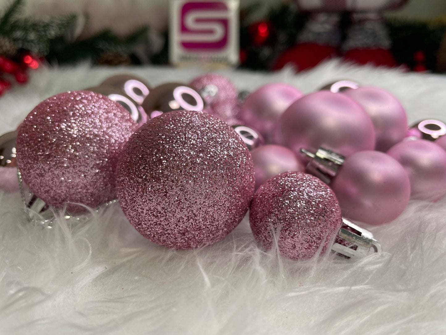 Set globuri de Craciun, 25 bucati, 3 modele, 2,5cm si 4cm, roz