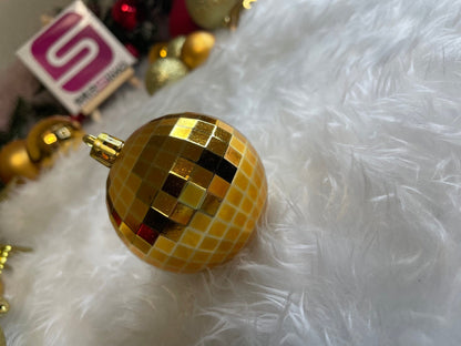 Set globuri si decoratiuni de Craciun, 51 piese, diverse dimensiuni, auriu