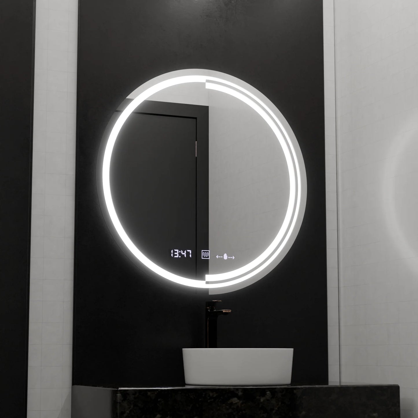 Oglinda LED Senzor MotionGlow Consuel Sistem Dezaburire Termometru si Ceas Rotunda Diametru 60 cm Lumina Rece/Calda/Neutra Dimabila Colectia Marcello Funghi