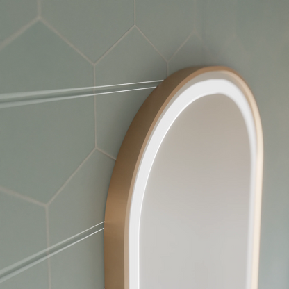 Oglinda LED Touch Konrad Sistem Dezaburire, Ceas si Temperatura 50x80 cm Rama Auriu Brushed, Lumina Calda Neutra Rece 3000K/4000K/6000K
