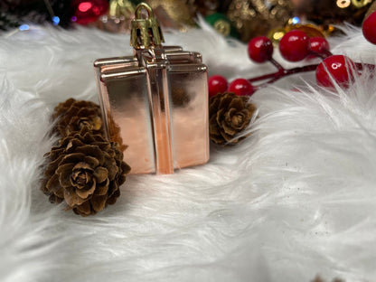 Set globuri si decoratiuni de Craciun, 101 piese, diverse dimensiuni, roz auriu